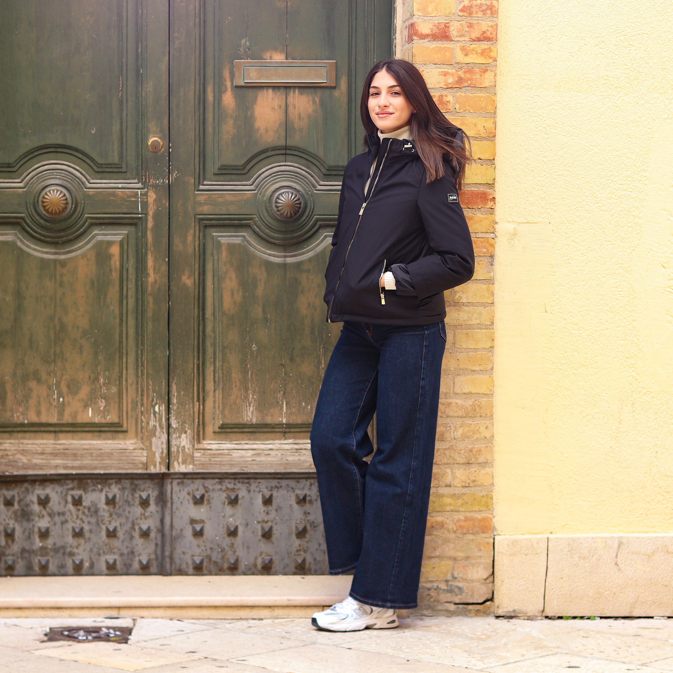 piumino doppio tessuto dietro e polsino NERO