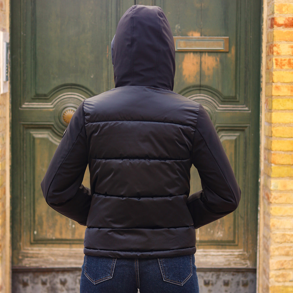 piumino doppio tessuto dietro e polsino NERO