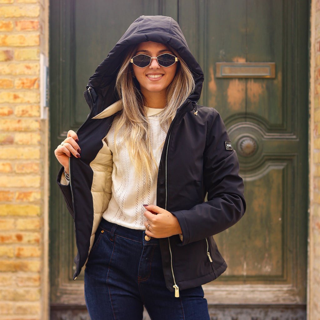 Piumino liscio corto NERO