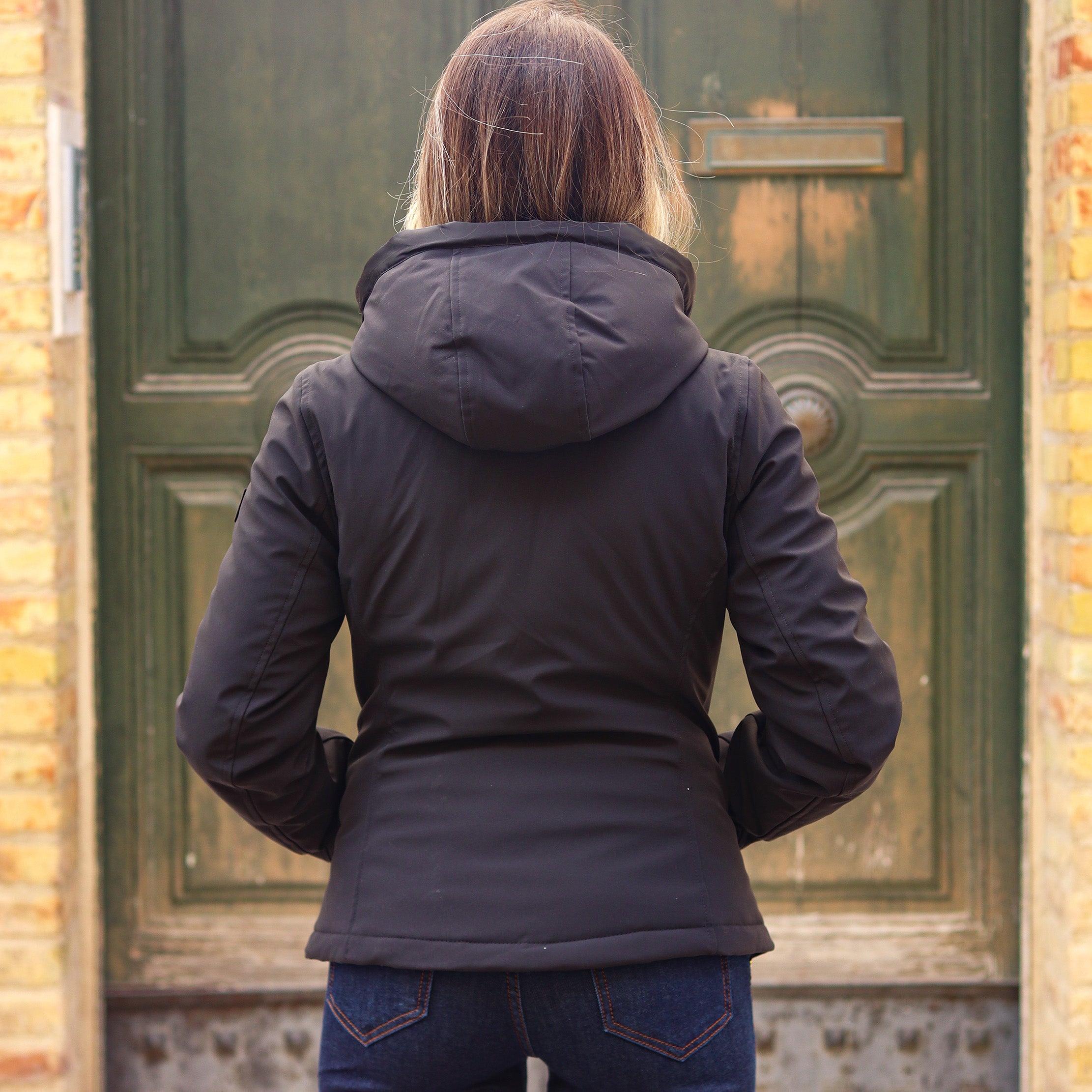 Piumino liscio corto NERO