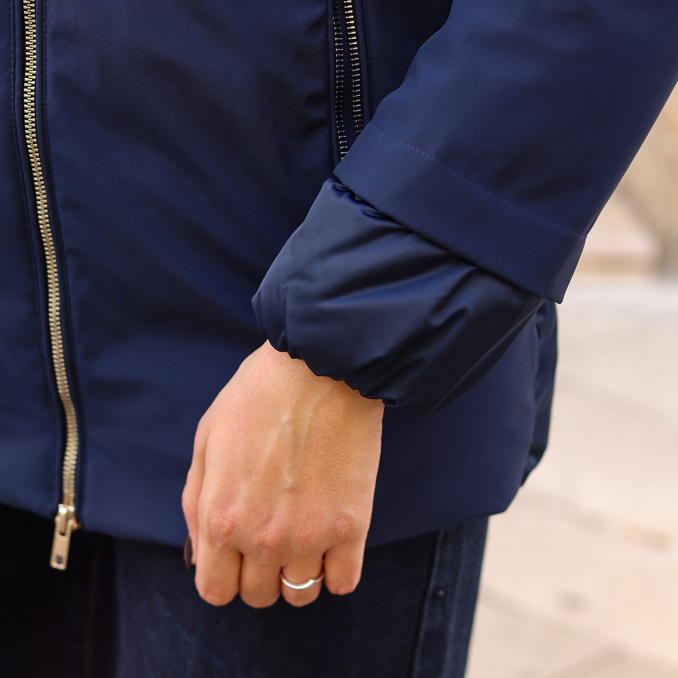 piumino doppio tessuto dietro e manica BLU