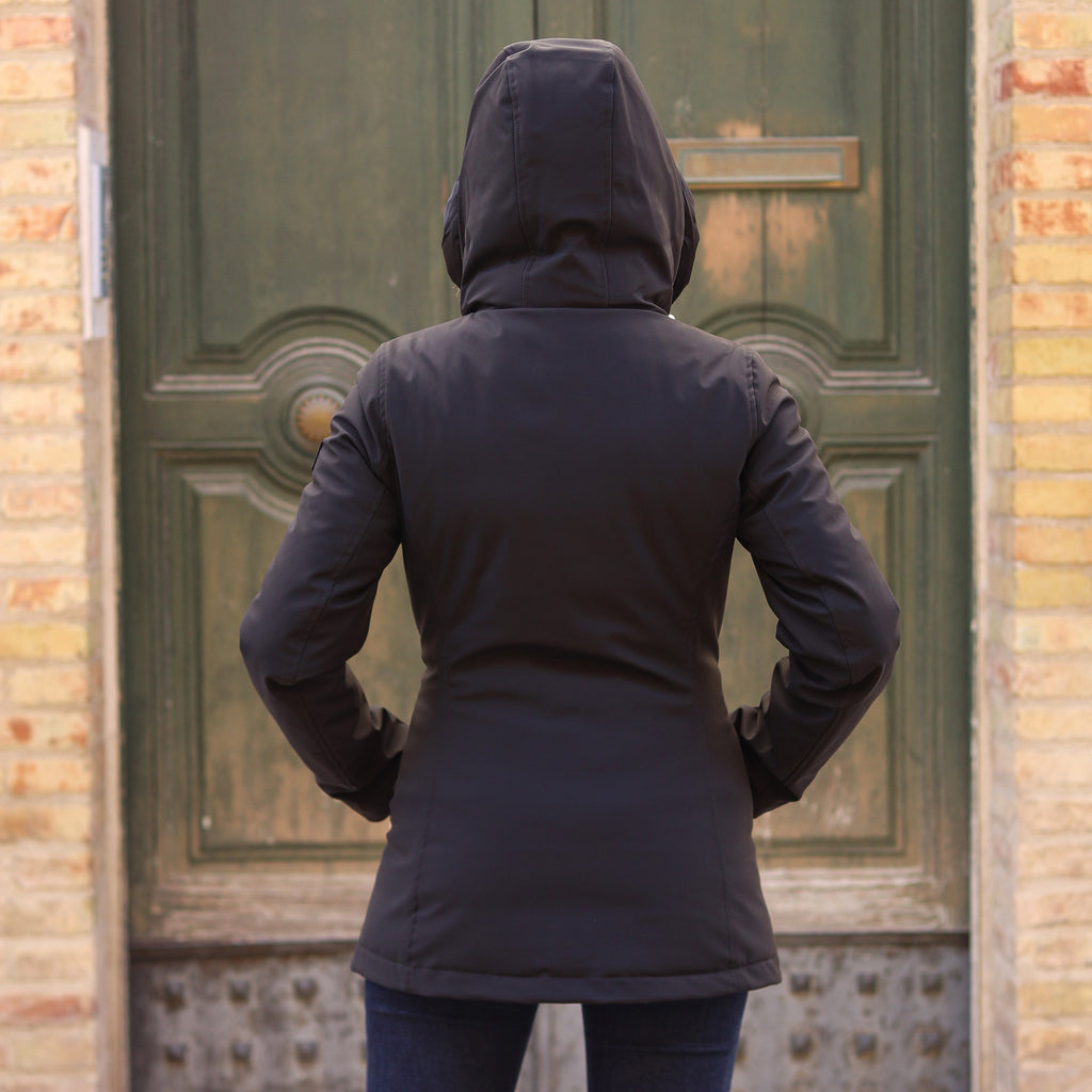 Piumino liscio lungo NERO