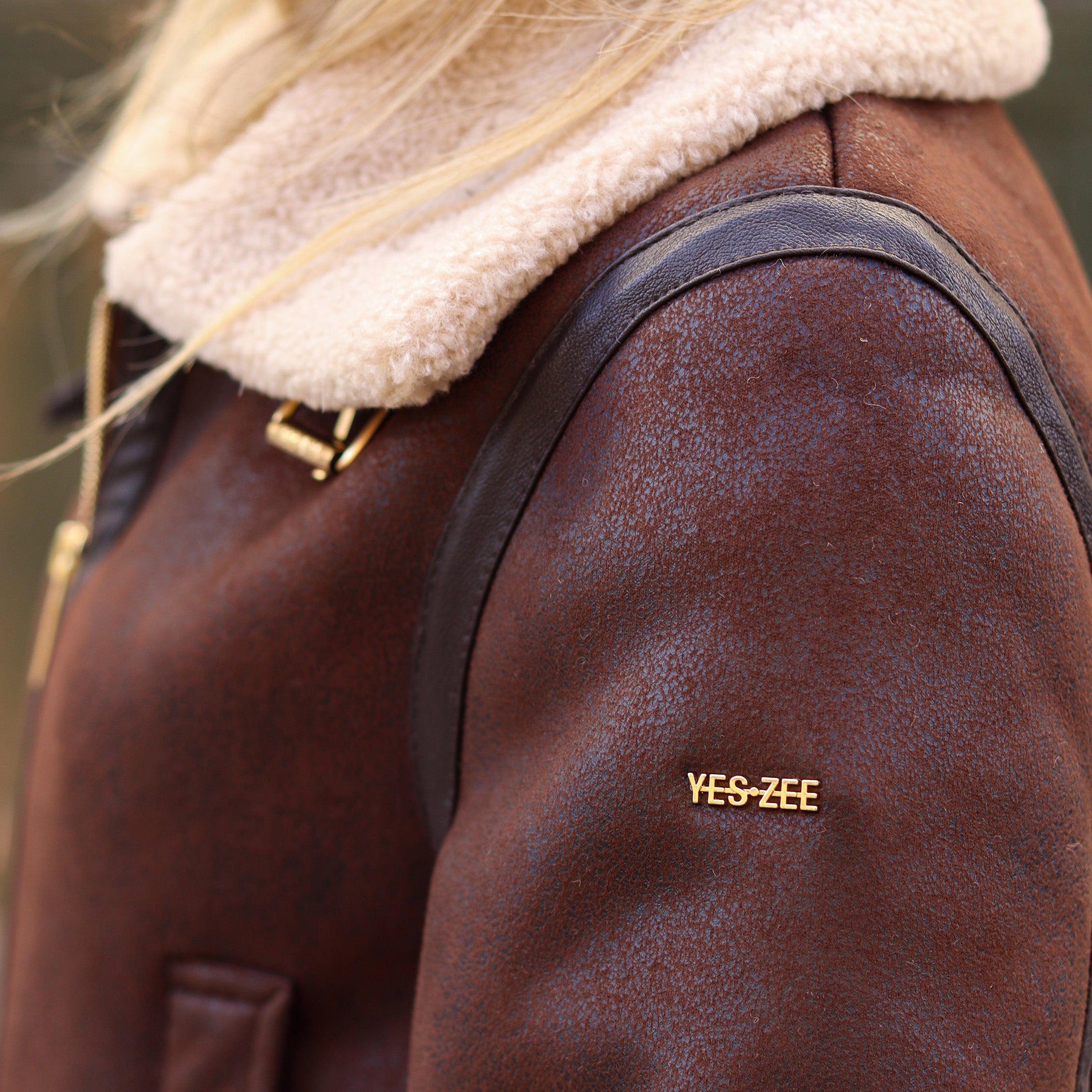 montone cropped MARRONE